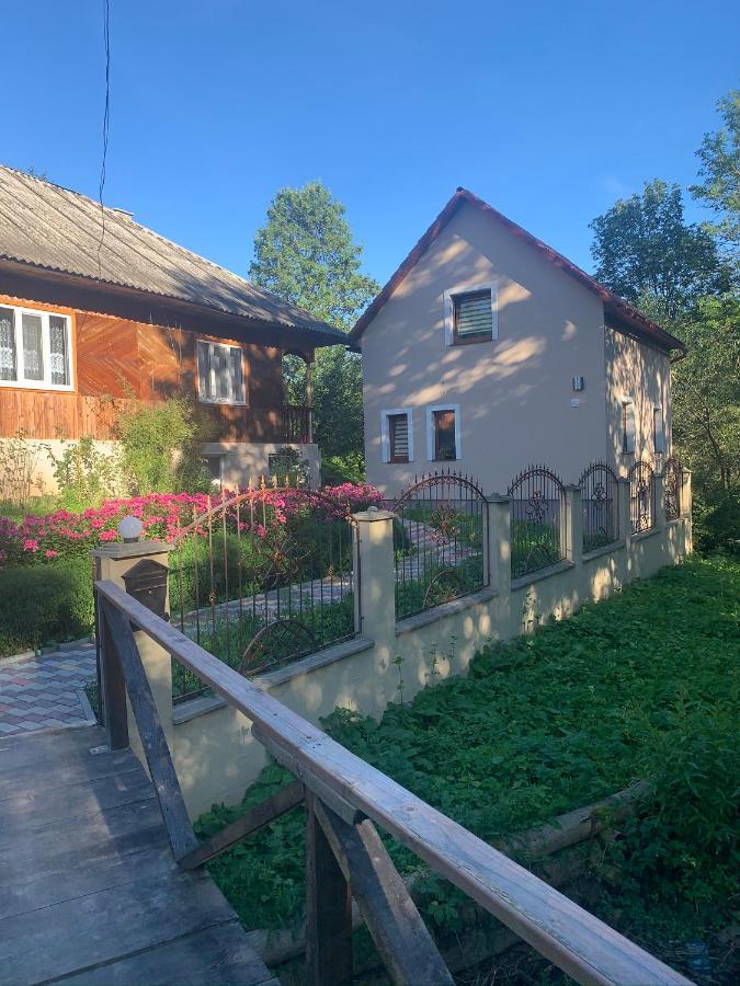 Cottage house Podobovets Exterior foto